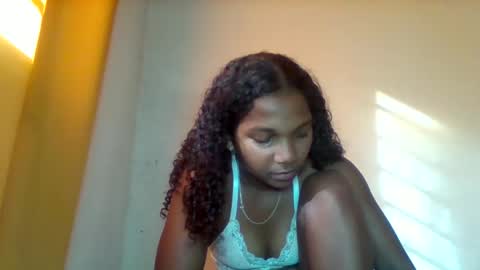 mila_lunah online show from April 2026 04:45:02 AM