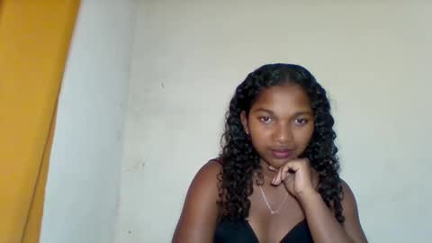 Snapshot of mila_lunah chatting on April 2026 03:09:01 AM mila_lunah online show from April 2026 03:09:01 AM
