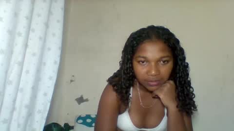 Snapshot of mila_lunah chatting on May 2026 11:55:01 PM mila_lunah online show from May 2026 11:55:01 PM