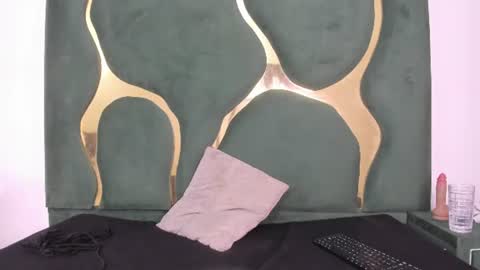 mila_petiteasm online show from July 2026 03:03:02 PM