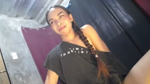 mila_seductressxx online show from June 2026 12:41:02 AM