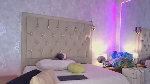  MILA    online show from April 2026 04:06:02 AM