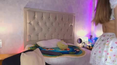  MILA    online show from April 2026 03:53:01 AM