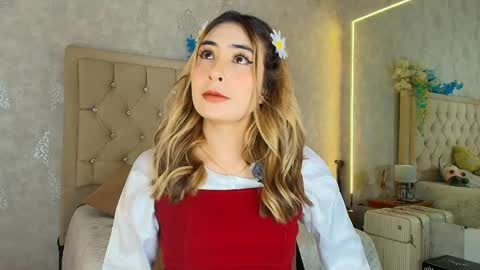 Snapshot of mila_smirnovavk chatting on June 2026 03:40:01 AM MILA online show from June 2026 03:40:01 AM