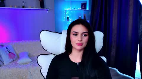 Mila online show from April 2026 05:46:02 AM