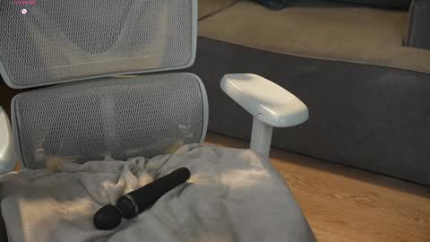 milablum online show from January 2025 03:56:02 AM