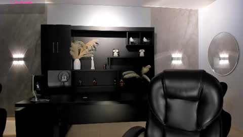 Mila online show from June 2026 03:59:02 AM