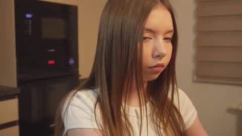 Snapshot of milaice chatting on February 2026 01:06:01 PM Mila online show from February 2026 01:06:01 PM