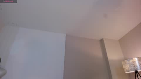 Snapshot of milalawrence_ chatting on June 2026 11:47:02 AM Mila online show from June 2026 11:47:02 AM