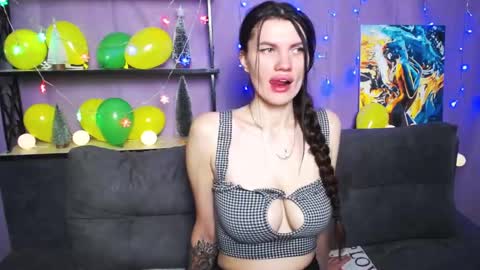 Snapshot of milaloona chatting on January 2025 10:06:02 AM Milaloona online show from January 2025 10:06:02 AM