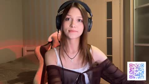 Snapshot of milamiuu chatting on February 2026 04:14:01 PM milamiuu online show from February 2026 04:14:01 PM