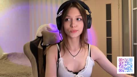 Snapshot of milamiuu chatting on February 2026 02:03:02 PM milamiuu online show from February 2026 02:03:02 PM