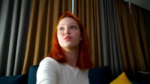 Snapshot of milana_sins chatting on October 2025 02:57:01 PM Remy online show from October 2025 02:57:01 PM