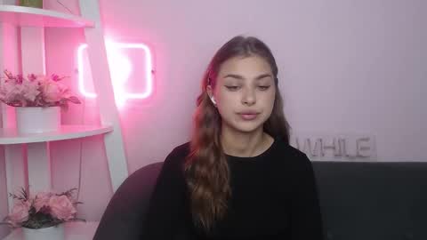 milanaangelas online show from October 2025 04:53:02 AM