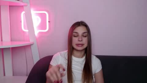 milanaangelas online show from March 2026 05:54:01 PM