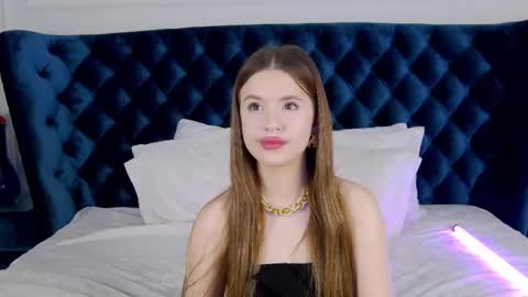 MilanaBalmain online show from February 2025 04:57:02 AM