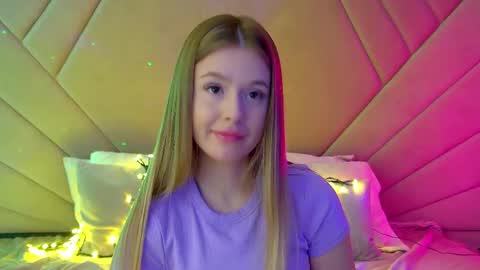 MilanaBalmain online show from March 2025 08:00:01 AM