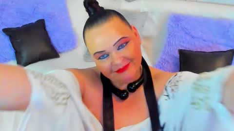 Snapshot of milanabiegert chatting on February 2025 03:42:02 PM Lana online show from February 2025 03:42:02 PM