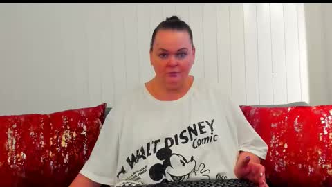 Lana online show from January 2026 02:43:01 PM