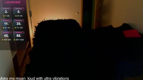 Lana online show from March 2025 12:43:01 AM