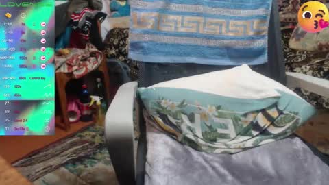 Luna-- link in bio online show from November 2025 03:23:01 PM