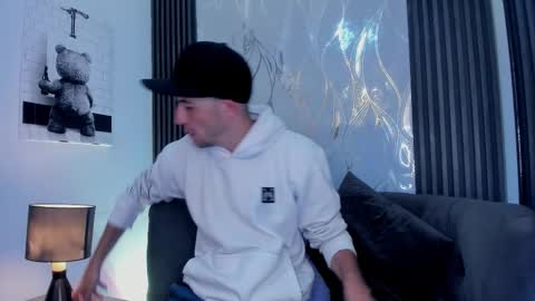 MILAN online show from February 2026 11:33:01 AM