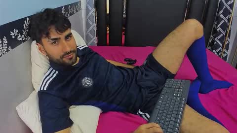 milanzaire online show from October 2025 12:24:01 AM