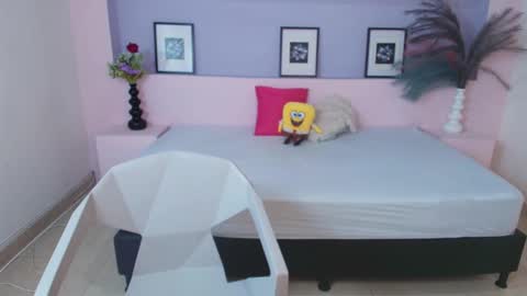 Snapshot of milarose4 chatting on December 2024 11:29:02 AM Mila Rose online show from December 2024 11:29:02 AM