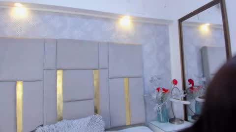 Cami  online show from November 2025 05:37:02 PM