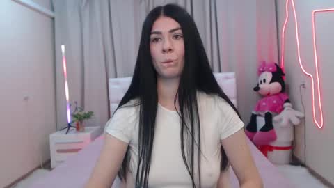 Snapshot of milasecretsss chatting on May 2026 06:54:02 AM milasecretsss online show from May 2026 06:54:02 AM