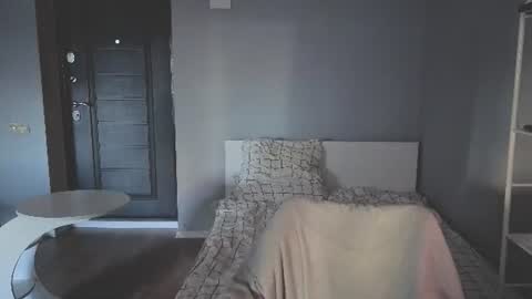 Mila online show from July 2026 02:26:02 PM