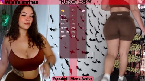 Mila Valentina online show from October 2025 06:39:01 PM