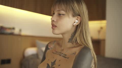 M  Telegram mamagotachannel online show from April 2026 08:09:02 AM