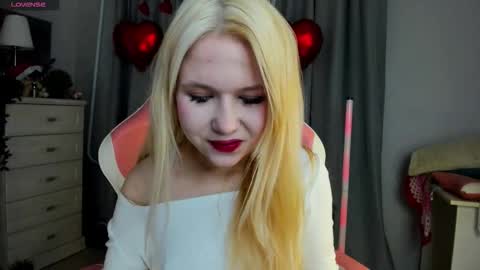 Mia online show from February 2026 04:20:01 AM