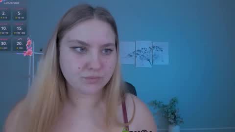 Sweet Miles online show from February 2026 07:43:02 PM