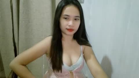 miletera online show from October 2025 01:46:02 PM