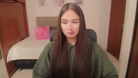 Miley online show from October 2025 04:25:02 PM