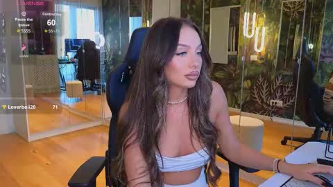 Snapshot of mileysin chatting on December 2025 01:40:02 PM Miley Sin online show from December 2025 01:40:02 PM