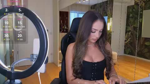 Snapshot of mileysin chatting on January 2026 01:49:02 PM Miley Sin online show from January 2026 01:49:02 PM