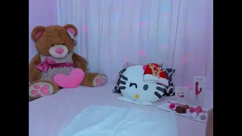 Snapshot of milf_bigass_ chatting on December 2024 01:42:02 PM Antonella online show from December 2024 01:42:02 PM