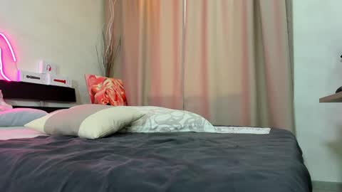 Snapshot of milf_tea chatting on February 2025 07:09:02 AM Thea NONUDE in public GMT2 Mon 3-9 AM Wed 3-9 AM Thur 3-9 AM Fri 3-9 AM Sun 3-9 AM. online show from February 2025 07:09:02 AM