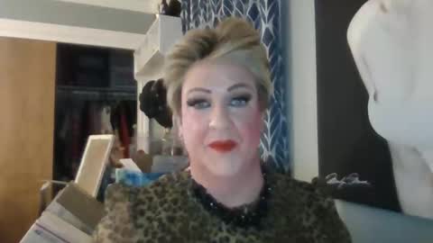milf_ts_bitch online show from December 2025 03:23:01 AM