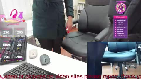 Viktoria online show from November 2025 11:32:02 AM