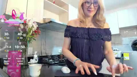 ASHLEY online show from February 2025 02:10:01 PM