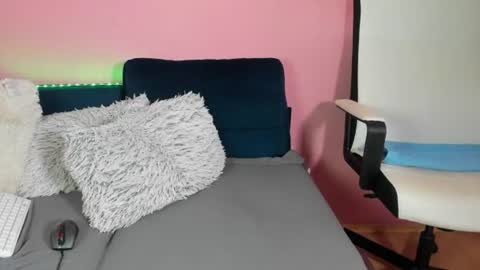 Snapshot of milfsabina chatting on June 2026 04:52:02 PM MilfSabina online show from June 2026 04:52:02 PM