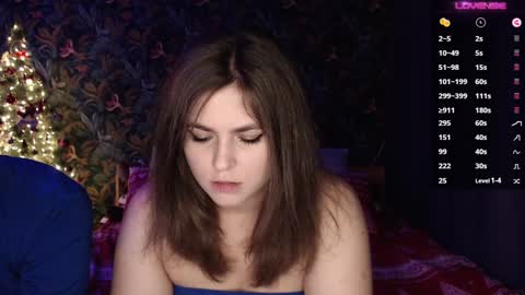 Stella and Neo online show from December 2024 10:28:01 PM