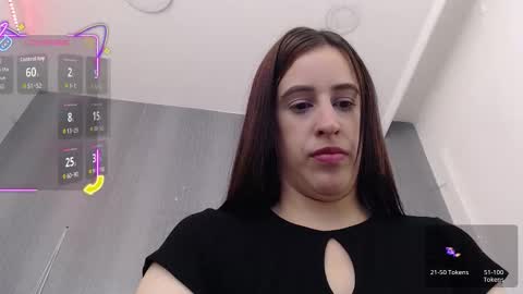 Amira online show from September 2025 01:46:01 PM