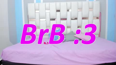 Michelle  online show from October 2025 08:09:02 PM