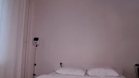 milky__way_ online show from October 2025 10:33:02 AM