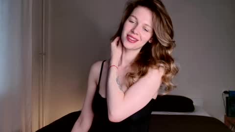 milky__way_ online show from October 2025 12:50:02 PM